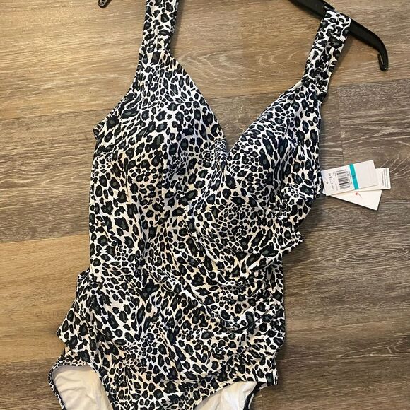 Jantzen Tummy Control Swimsuit Leopard Multiple sizes - Picture 1 of 4